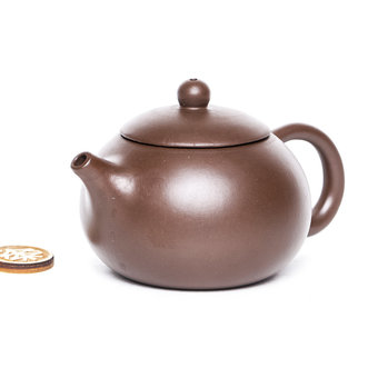 Чайник Исин, "СиШи", Цзы Ша, 130мл арт. 2735 Чайник Исин, "СиШи", Цзы Ша, 130мл